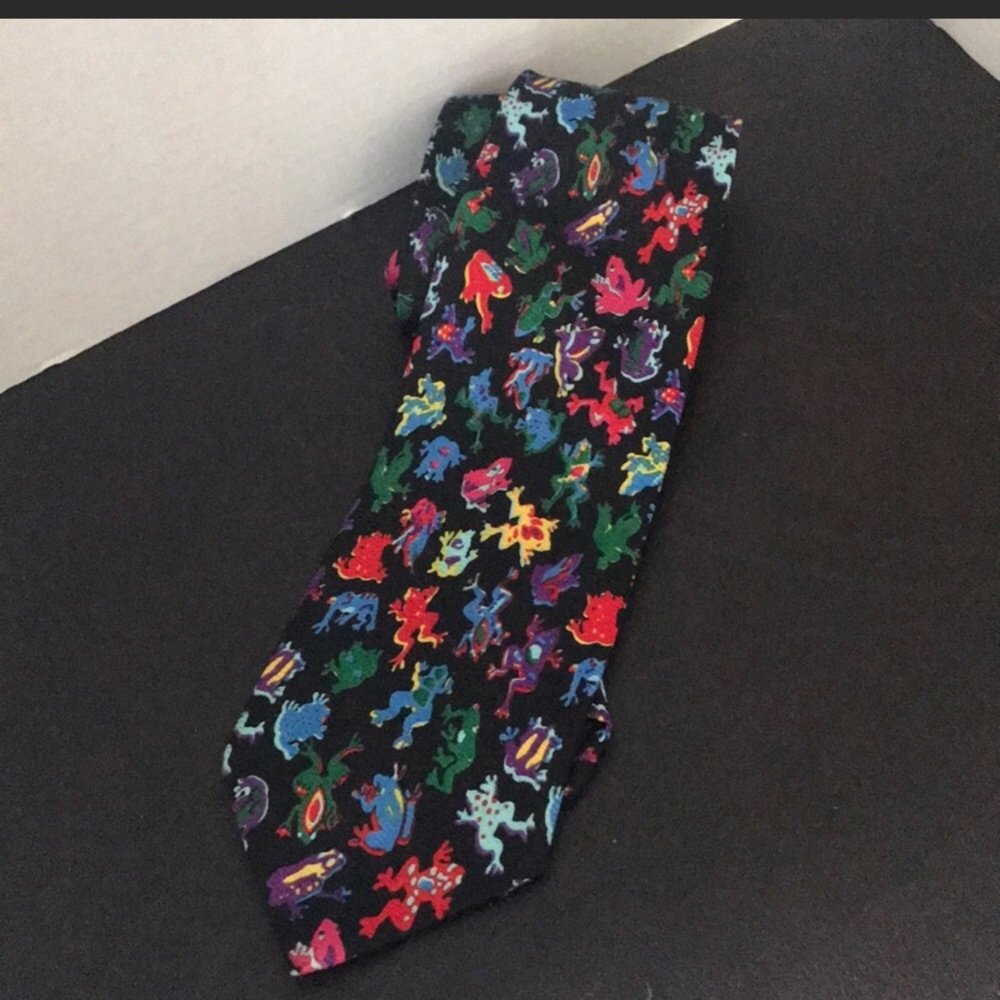 Psychedelic Frog Neck Tie Beverly Hills Polo Club